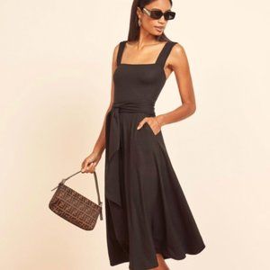 Reformation Helina Dress Black - size small